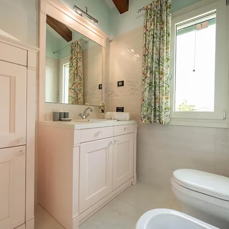 Isabella - Venice Retreat - Swimming Pool And Garden Villa *